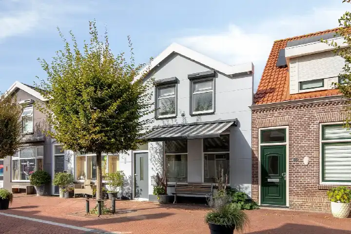 Tussenwoning te koop: Dorpsstraat 33, Oostkapelle Oostkapelle