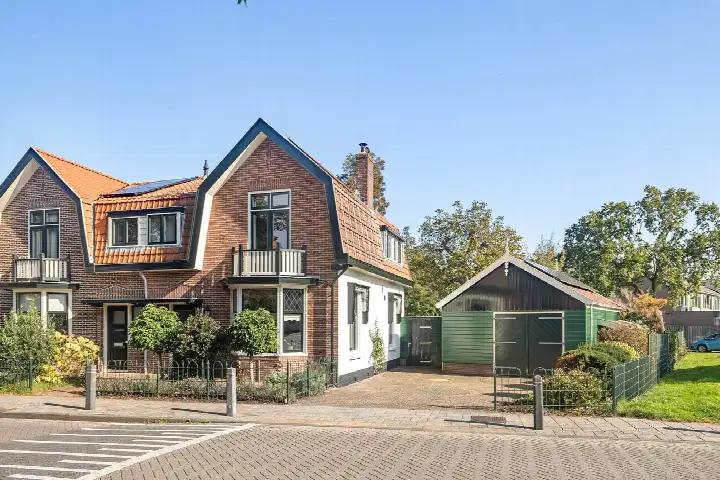 Semi-detached for sale: Dorpsstraat 449, Centrum Assendelft