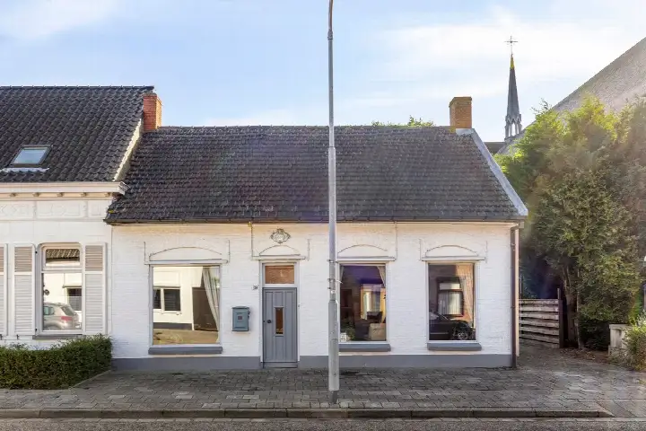 Semi-detached for sale: Dorpsstraat 52, Kern Graauw Graauw