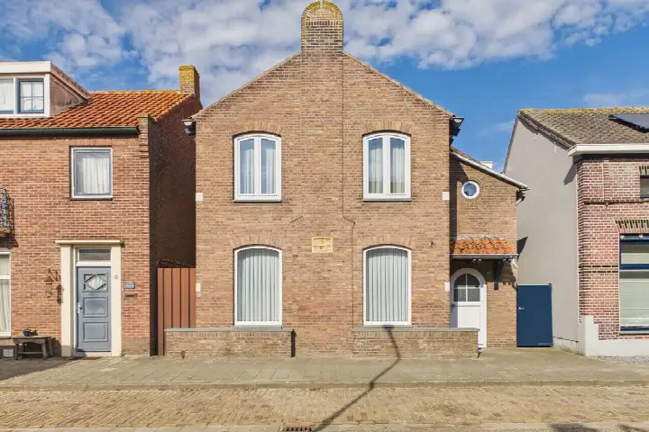 Detached house for sale: Dorpsstraat 67, Kern Graauw Graauw