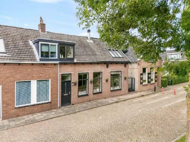 Semi-detached for sale: Dorpsstraat-oost 22, Centrum Oost Barendrecht