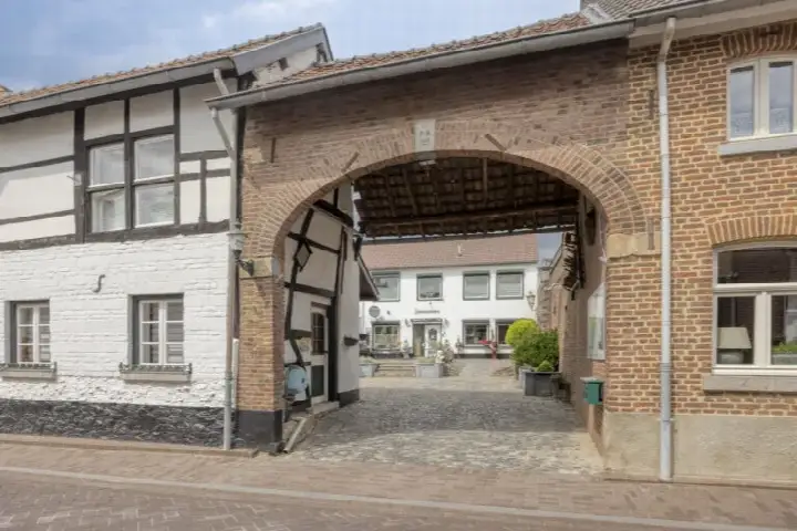 Studio for sale: Dorpstraat 10, Sint Geertruid Sint Geertruid
