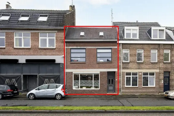Hoekwoning te koop: Dorpstraat 112, Buchten Buchten