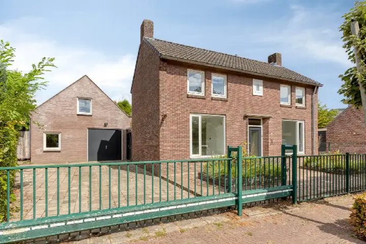 Vrijstaande woning te koop: Dorpstraat 34, Dorpsstraat e.o. Westerhoven