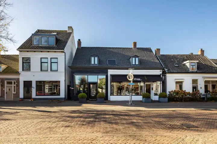 Appartement te koop: Dorpstraat 56A,B,C, Ulvenhout Ulvenhout