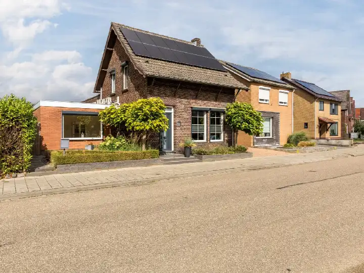 Detached house for sale: Dorpstraat 75, Peij Echt