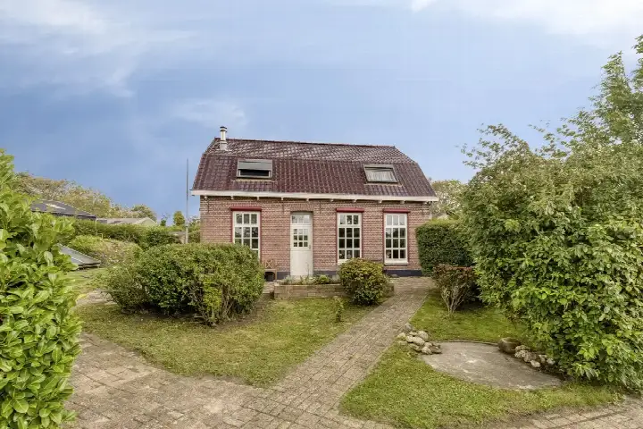 Vrijstaande woning te koop: Dorpsweg 3, Poldergebied Simonshaven Simonshaven