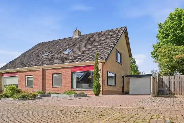 Semi-detached for sale: Dotinga Tún 31, Dronryp Oost Dronryp