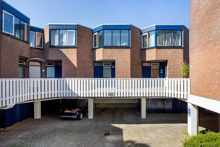 Apartment for sale: Dotterbloemkreek 36, Voorhof Leiderdorp