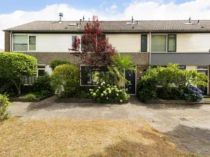 Tussenwoning te koop: Dotterbloemlaan 11, Eemdal-Zuid Baarn