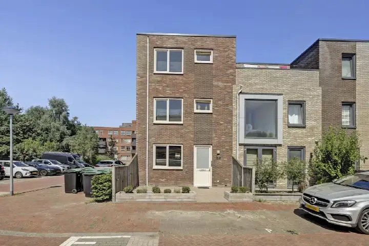 Hoekwoning te koop: Douwe Dabbertstraat 53, Stripheldenbuurt Noordwest Almere