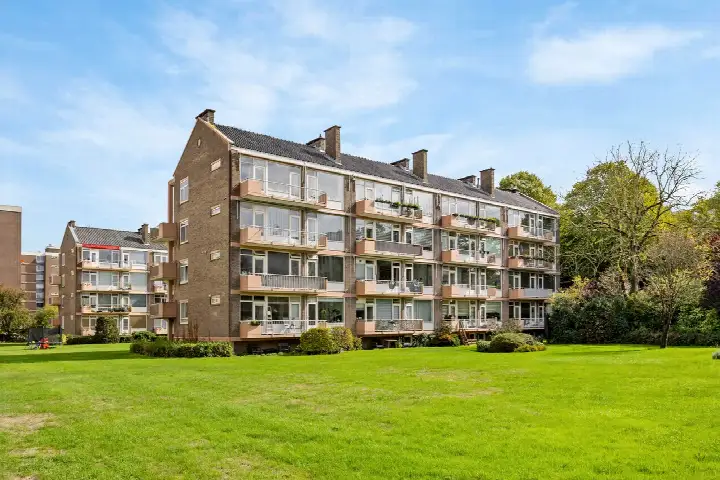 Appartement te koop: Dr H. Colijnlaan 82, Te Werve Rijswijk (Zh)