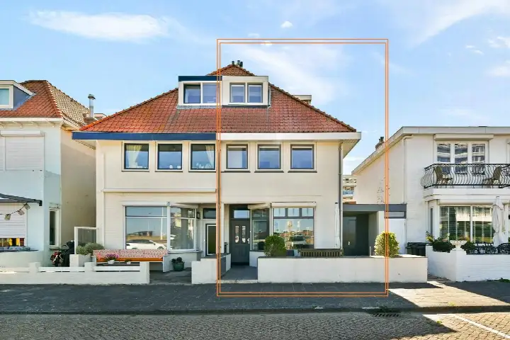 Tussenwoning te koop: Dr Joh G Mezgerstraat 28, Boulevard Noord Zandvoort