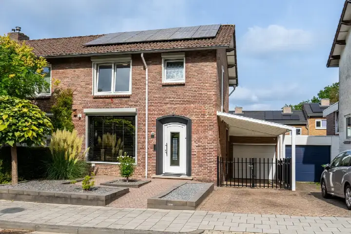Tussenwoning te koop: Dr. Nolensstraat 39, Kakert Landgraaf