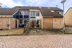 Tussenwoning te koop: Dr. Oortwijn Botjeslaan 89, Midwolda Midwolda