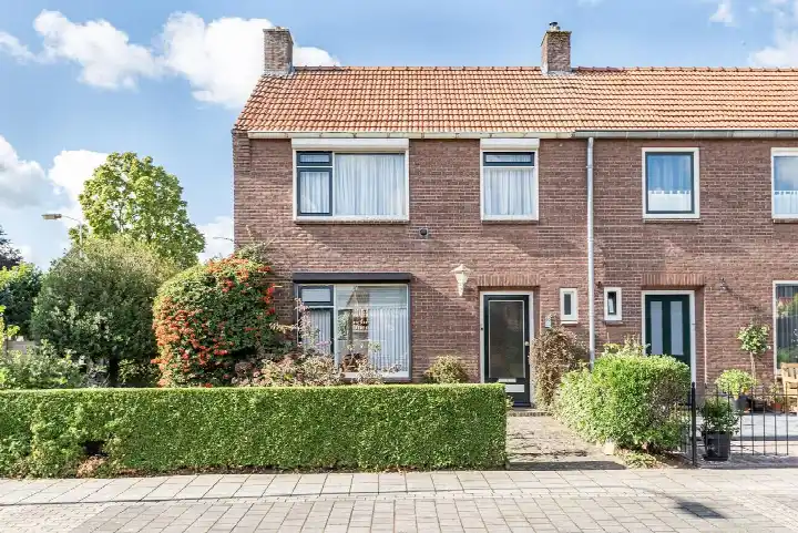 Twee-onder-één-kap te koop: Dr Schaepmanstraat 50, Ulft-Noord Ulft
