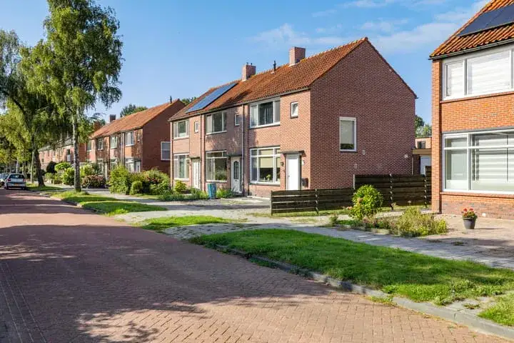 Tussenwoning te koop: Dr. Th. Tjabbesstraat 36, Veendam-Oude Ae Veendam