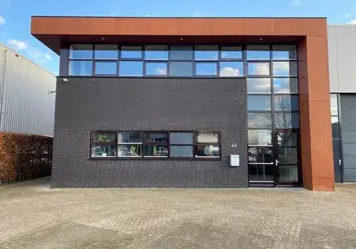 Vrijstaande woning te huur: Dragonder 44, Industrieterrein Schaapsloop Valkenswaard