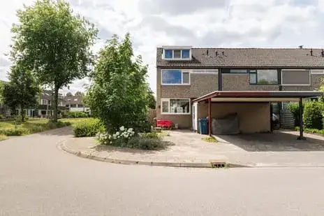 Corner house for sale: Drapeniersdonk 411, Matendonk Apeldoorn