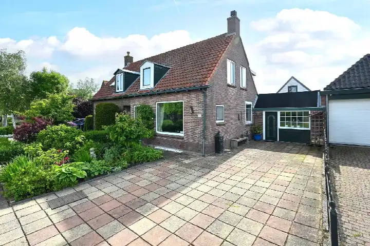 Tussenwoning te koop: Drechtdijk 53, Meerwijk De Kwakel