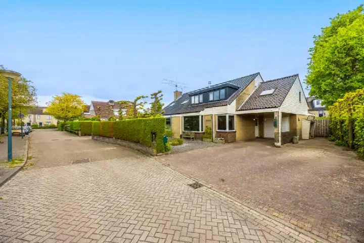 Twee-onder-één-kap te koop: Drie Kampjes 7, Oud-Loosdrecht Loosdrecht