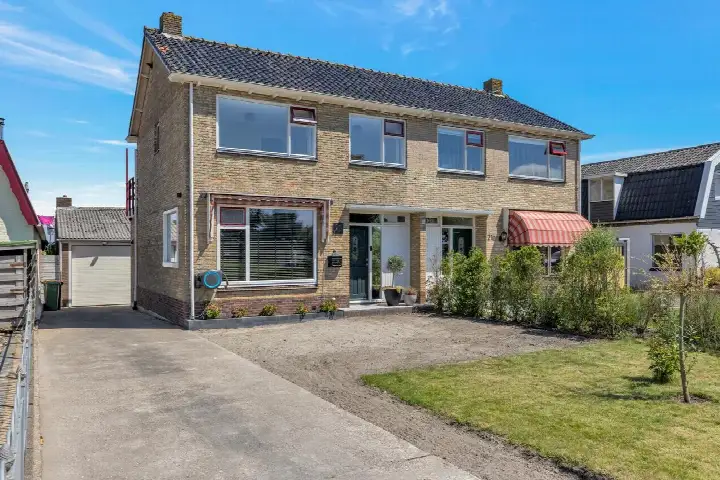 Semi-detached for sale: Driehuizen 21, Wervershoof Oost Wervershoof