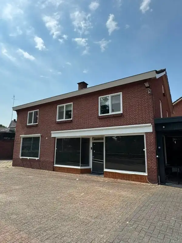 Twee-onder-één-kap te huur: Drosteweg 1, Saasveld kern Saasveld