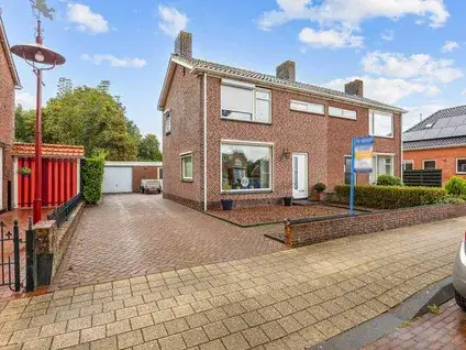 Twee-onder-één-kap te koop: Ds. Sicco Tjadenstraat C 22A, Nieuwe Pekela Nieuwe Pekela