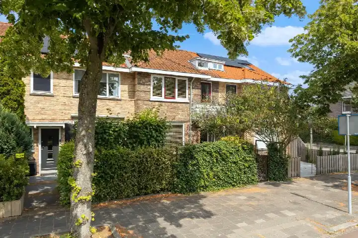 Tussenwoning te koop: Dubbeldamseweg Zuid 276, Heysterbachstraat en omgeving Dordrecht