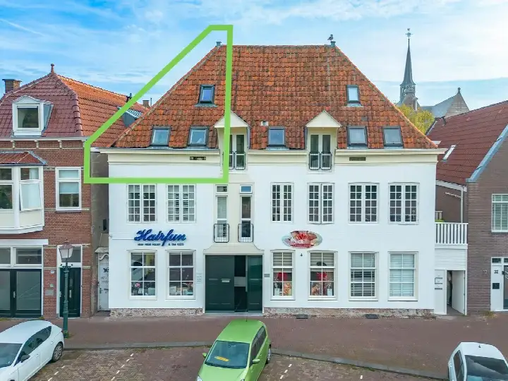Apartment for sale: Dubbele Buurt 36E, Binnenstad - Buurt 10 03 Hoorn