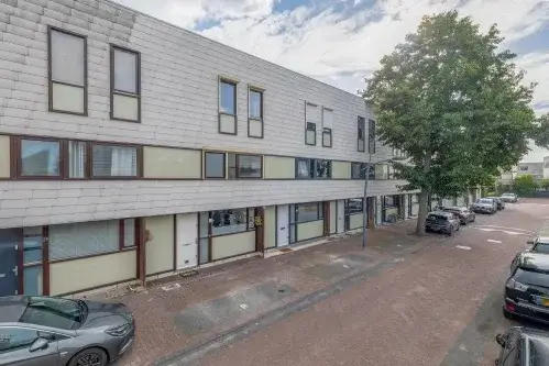 Tussenwoning te koop: Duijves Weer 31, Waterrijk Assendelft
