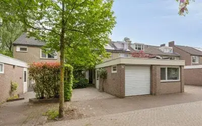 Terraced house for sale: Duinbeek 48, Genderbeemd Eindhoven