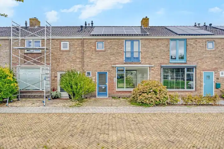 Tussenwoning te koop: Duinroosstraat 120, Duinbuurt Den Helder