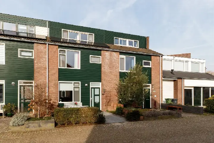 Tussenwoning te koop: Duivenkamp 757, Duivenkamp Maarssen