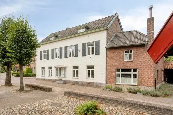 Appartement te huur: Duivenstraat 9, Mheer Mheer