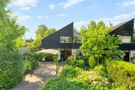 Corner house for sale: Duivestein 15, Koningshof Pijnacker