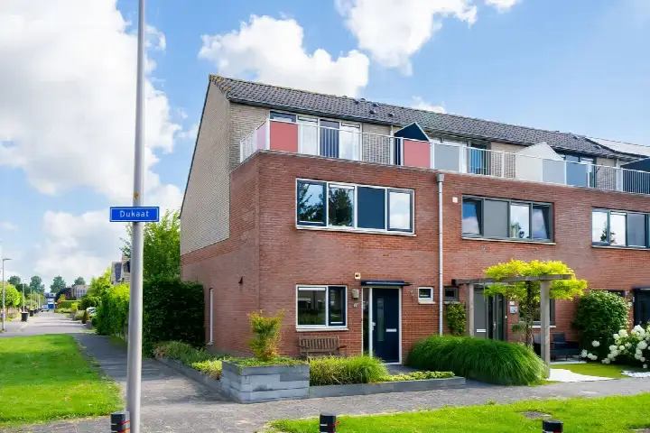 Corner house for sale: Dukaat 18, De Munten Dronten