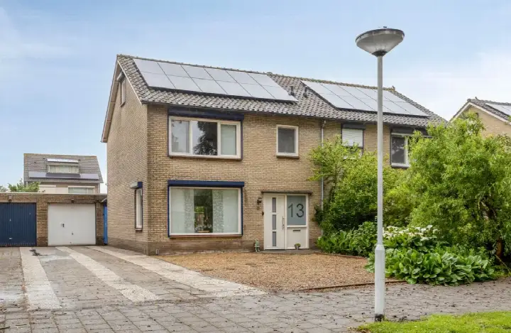 Semi-detached for sale: Dullaertstraat 13, Puienput Hulst