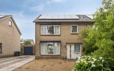 Twee-onder-één-kap te koop: Dullaertstraat 13, Puienput Hulst