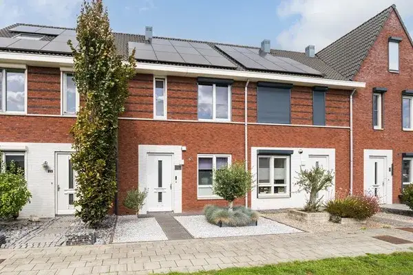 Terraced house for sale: Dutry van Haeftenstraat 17, Haaften Haaften