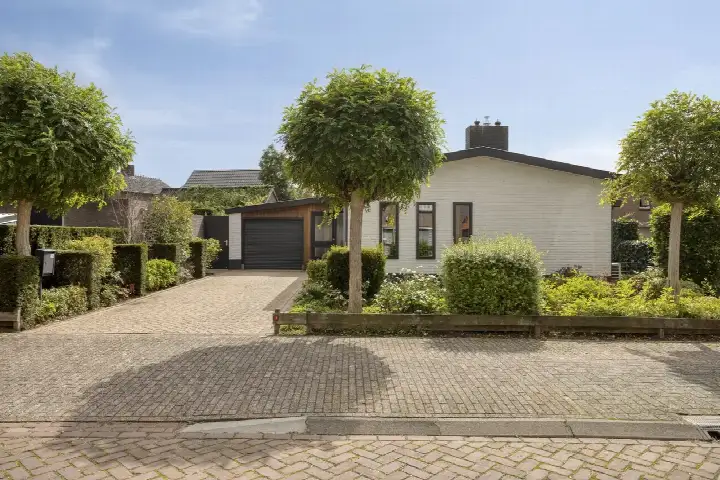 Vrijstaande woning te koop: Dutry van Haeftenstraat 36, Haaften Haaften
