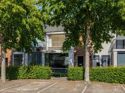 Tussenwoning te koop: Duvenvoordestraat 23, Molenpolder Terheijden