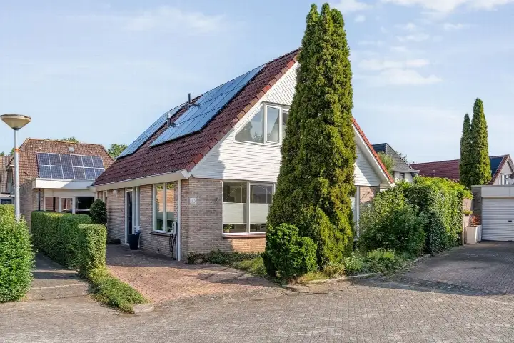 Detached house for sale: Dynselakker 10, Clingenborgh Steenwijk