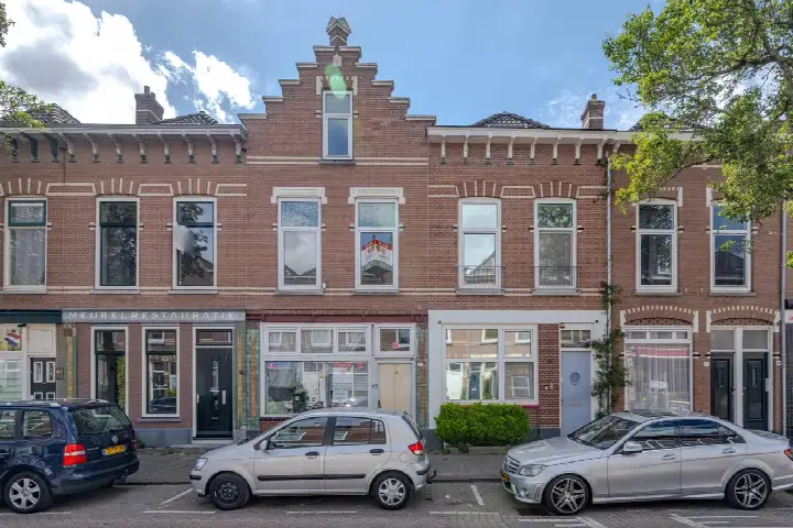 Appartement te koop: Ebenhaëzerstraat 45AB, Carnisse Rotterdam