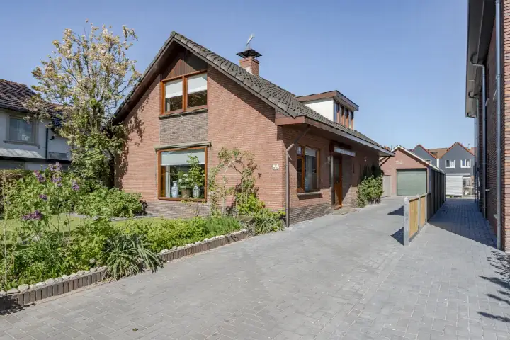 Vrijstaande woning te koop: Edeseweg 59, Wekerom dorp Wekerom
