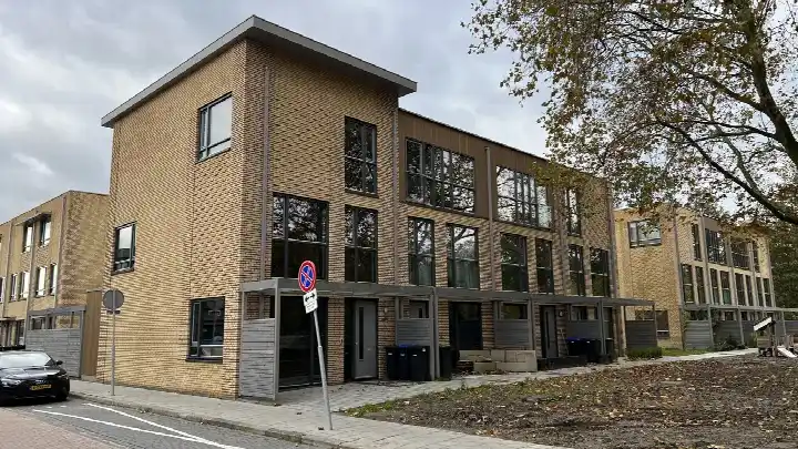 Corner house for rent: Edisonbaan 16-1, Rijnhuizen Nieuwegein