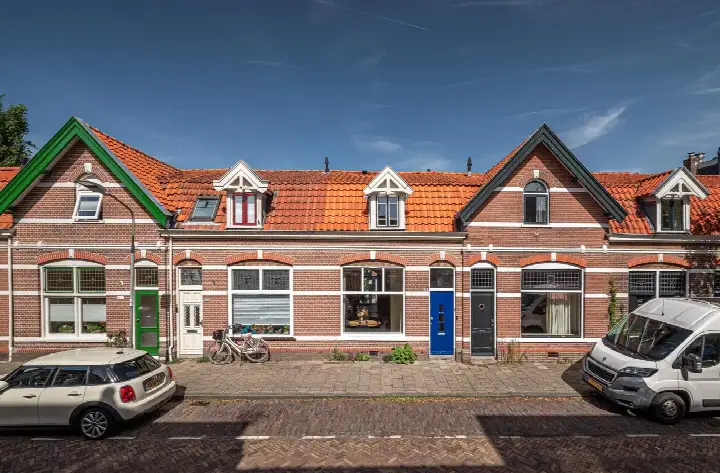 Tussenwoning te koop: Edisonstraat 16, Natuurkundigenbuurt-oost Haarlem