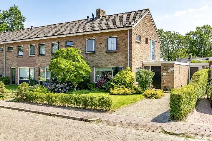 Tussenwoning te koop: Eekschillersweg 14, Gieten Gieten