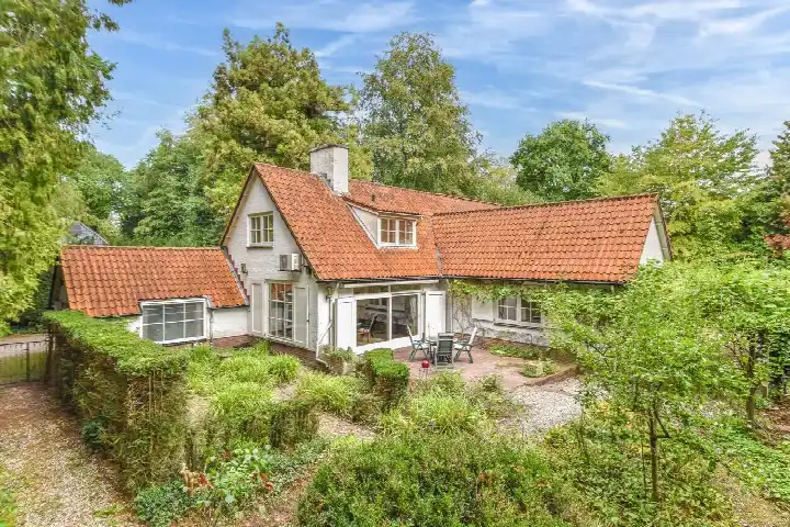 Detached house for sale: Eemnesserweg 19C, Blaricum-Dorp Blaricum