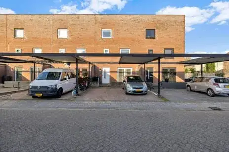 Tussenwoning te koop: Eendrachtstraat 61, Oostvaardersbuurt Oost Almere